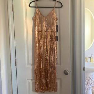 Lulus bodycon rose gold sequin dress, brand new with tags.